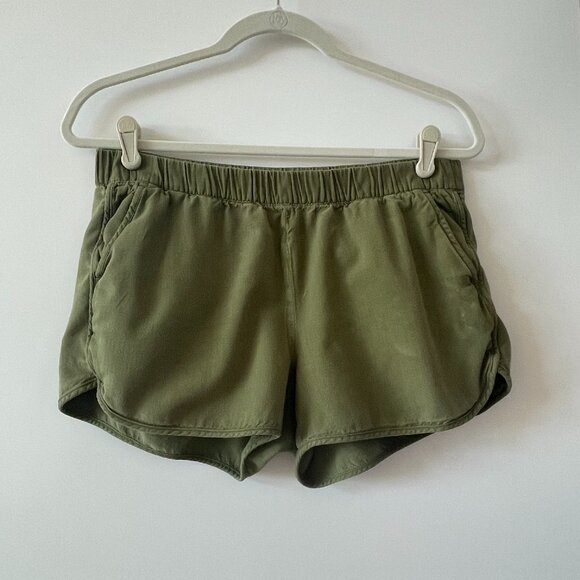 Madewell Pull-On Shorts in Green, Size Small, H5956‎ - Picture 1 of 7